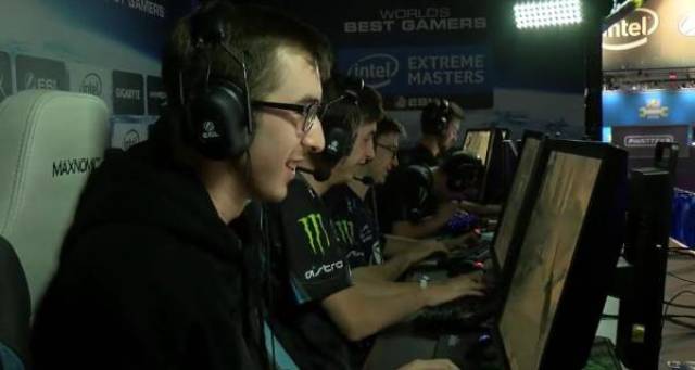 则在球权分 则在球权分