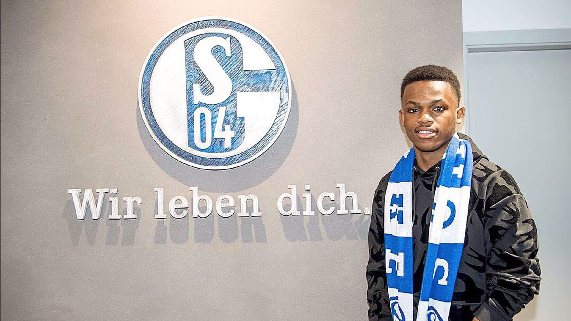 充分发挥自 充分发挥自